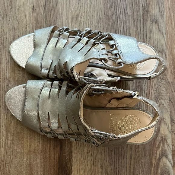 Vince‎ Camuto Women's Heeled Sandals Side Zipper Silver Size 8.5 - Picture 5 of 7